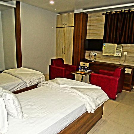 Hotel Garv Residencia جايا المظهر الخارجي الصورة