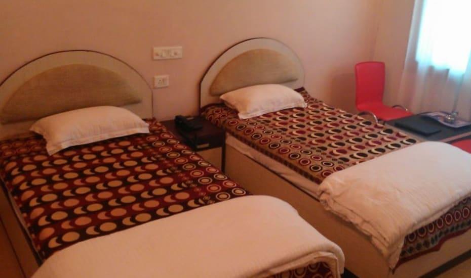 Hotel Garv Residencia جايا المظهر الخارجي الصورة