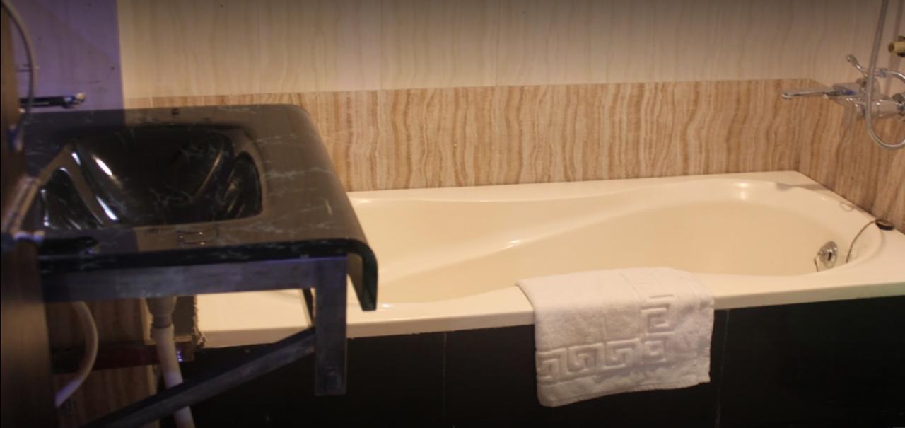 Hotel Garv Residencia جايا المظهر الخارجي الصورة
